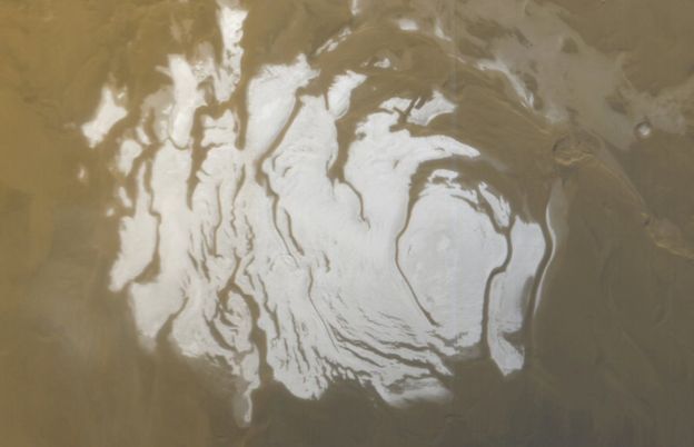 Keşfedilen göl, Mars'ın güney kutbunda buzların altında bulunuyor. 